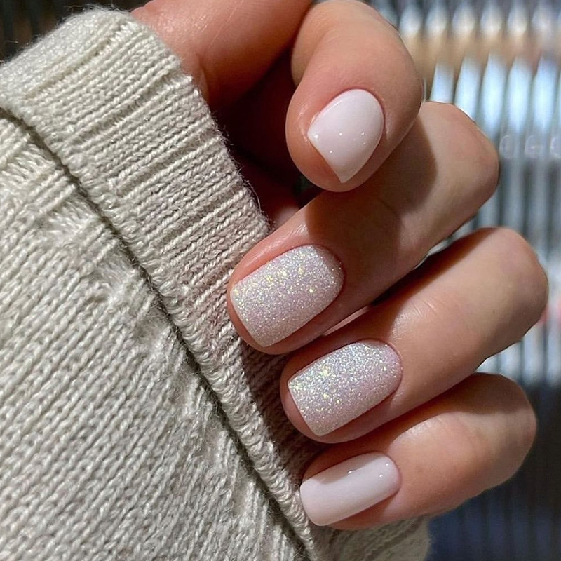 Juego de 24 Uñas Postizas Cort - Nail Art French Nails reseña y precio